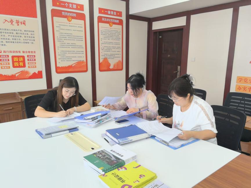 伟德国际1946源于英国开展2025—2026学年秋季学期教案专项检查